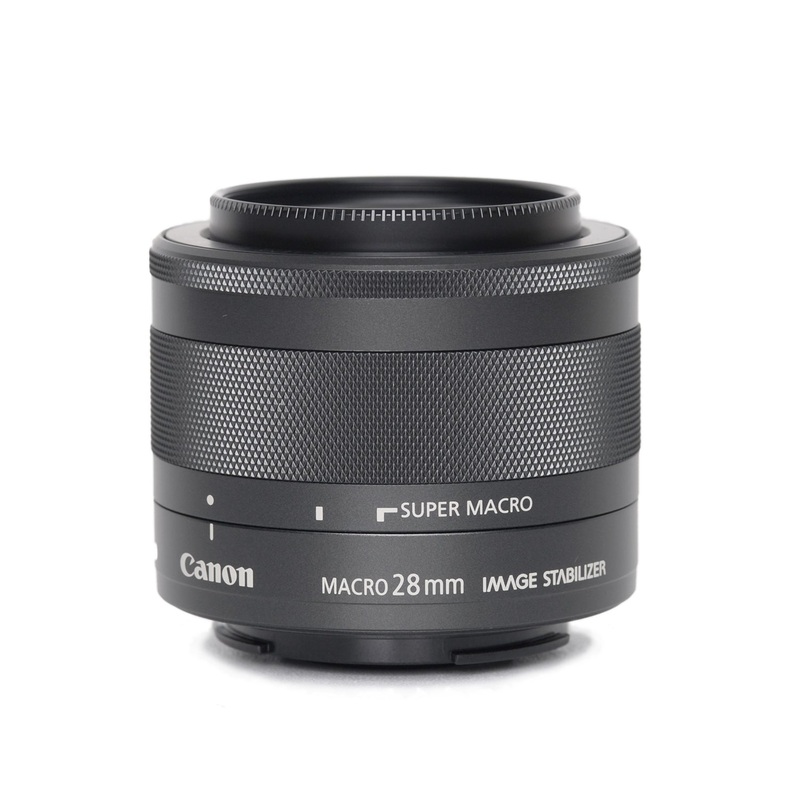 Canon EF-M 28mm f/3.5 Macro IS STM