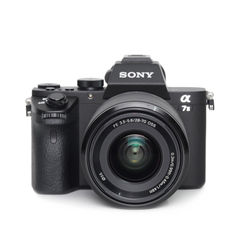 Sony Alpha A7II Kit FE 28-70mm f/3.5-5.6 OSS