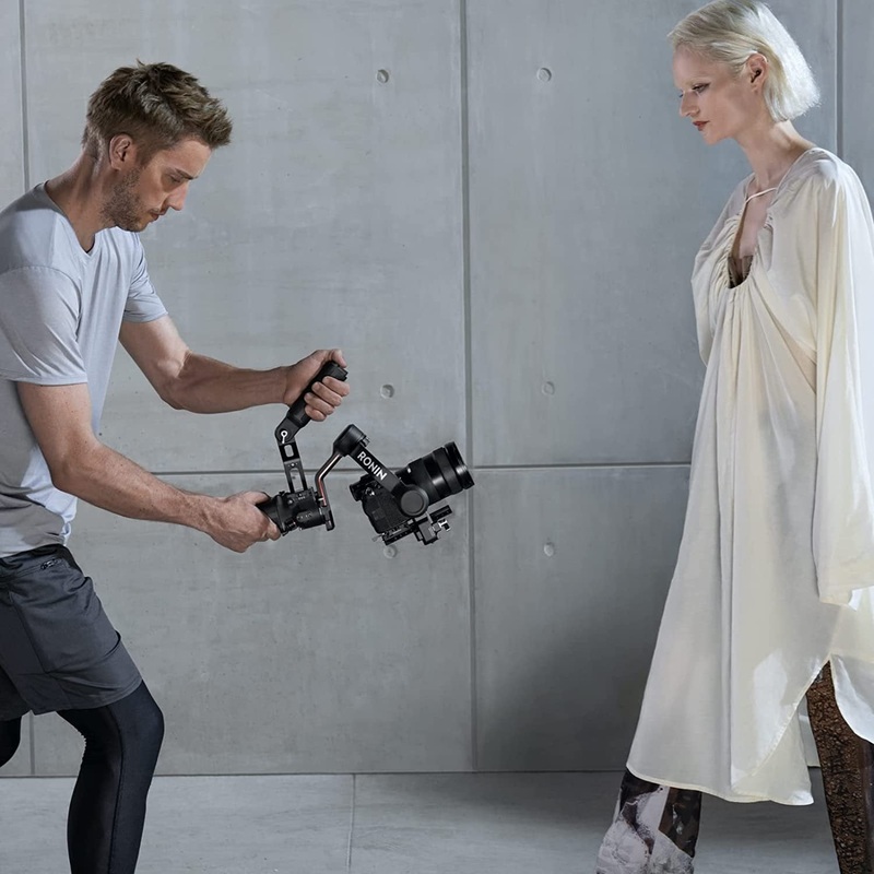 DJI RS 3 Gimbal Stabilizer Combo with BG21 and Briefcase Grip, Focus Motor, Case