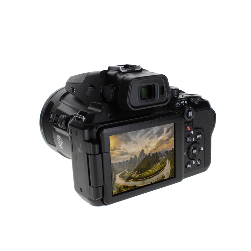 Nikon COOLPIX P950 (International Model)