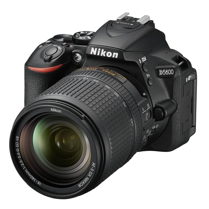 D5600 DX-Format Digital SLR w/AF-S DX NIKKOR 18-140mm f/3.5-5.6G ED VR - Used