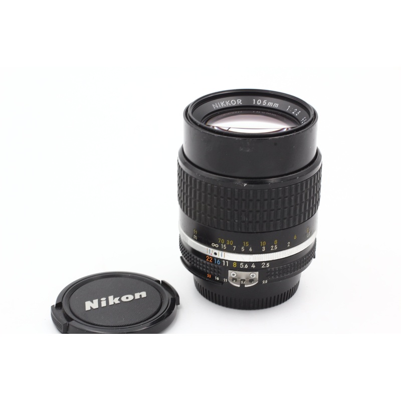 Used Nikon Nikkor 105mm f/2.5 AIS - Used Very Good
