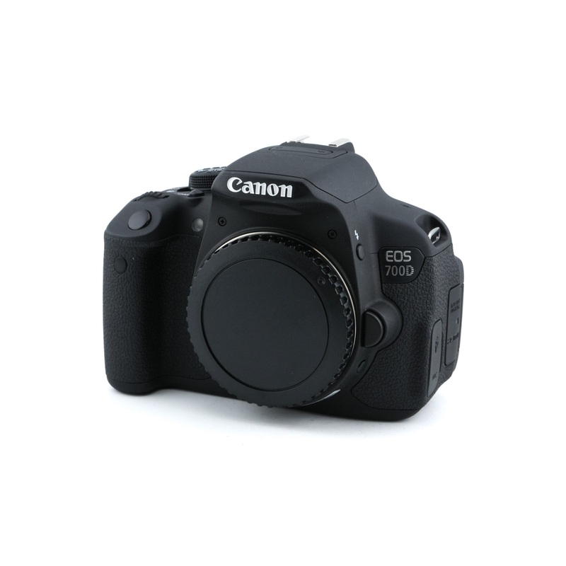 Canon EOS 700D