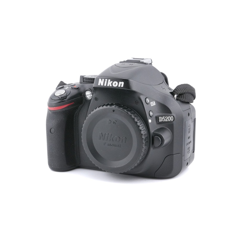 Nikon D5200