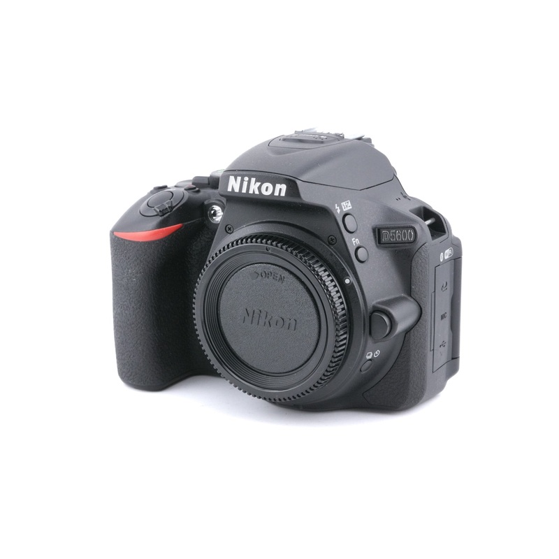 Nikon D5600