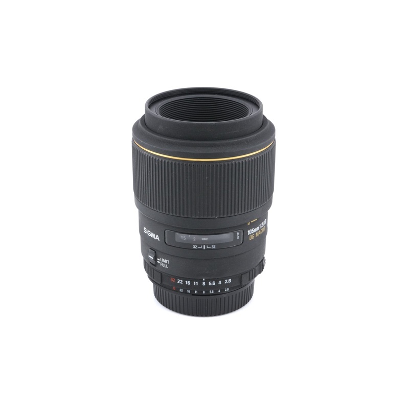 Sigma 105mm f2.8 D EX DG Macro