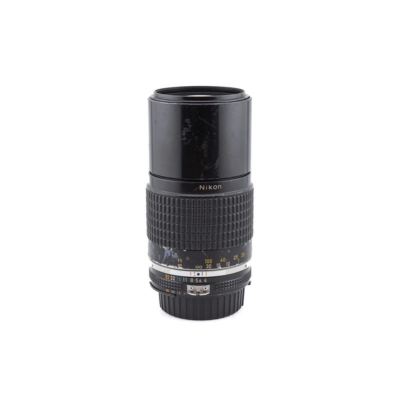 Nikon 200mm f4 Nikkor AI-S