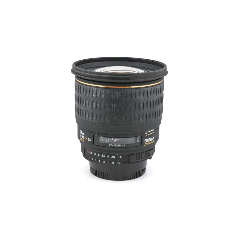 Sigma 24mm f1.8 Macro Aspherical D EX DG