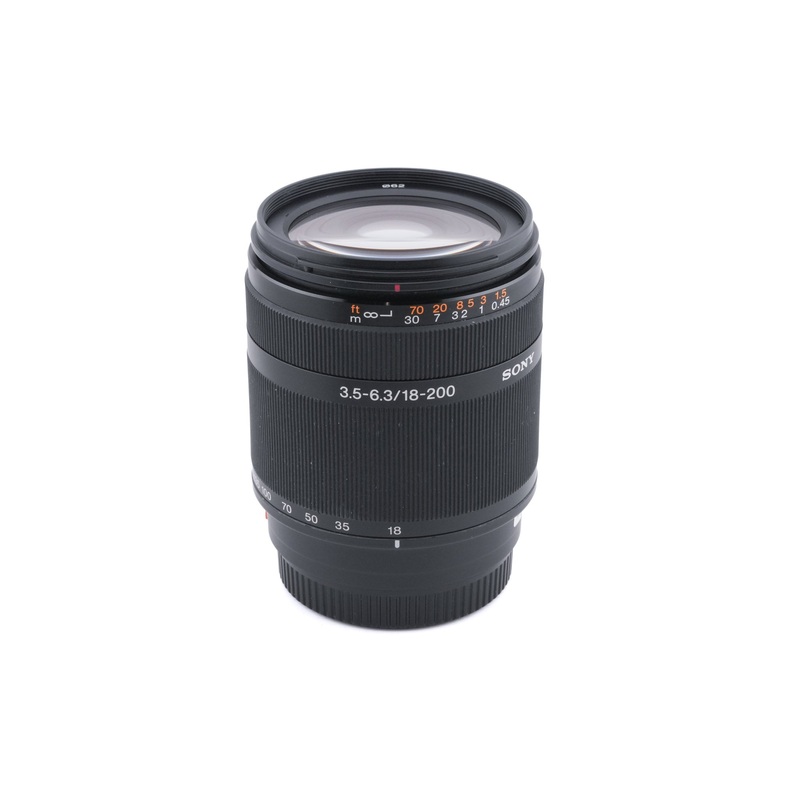 Sony 18-200mm f3.5-6.3 DT