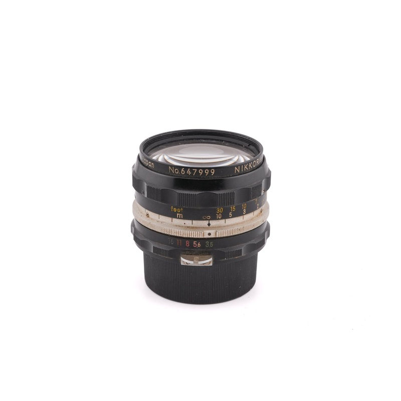 Nikon 28mm f3.5 Nikkor-H Auto Pre-AI