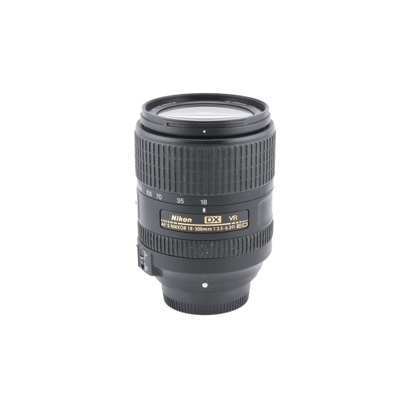 Nikon 18-300mm f3.5-6.3 AF-S Nikkor G ED VR DX