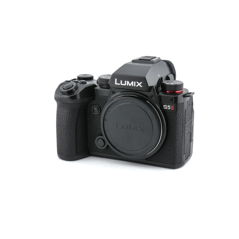 Panasonic Lumix DC-S5 II