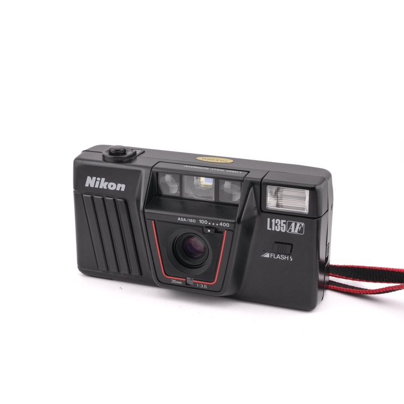 Nikon L135AF