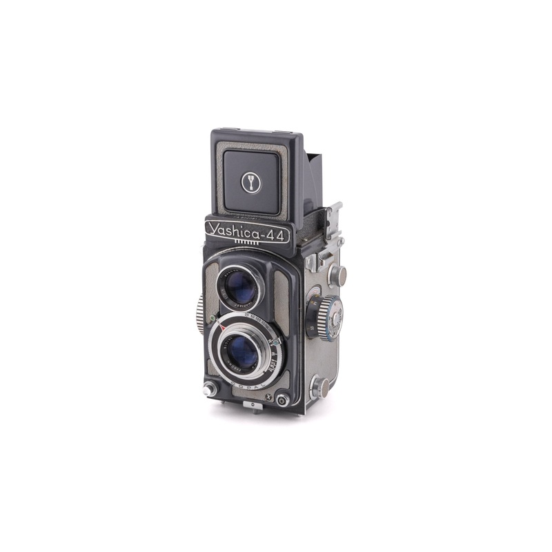 Yashica 44