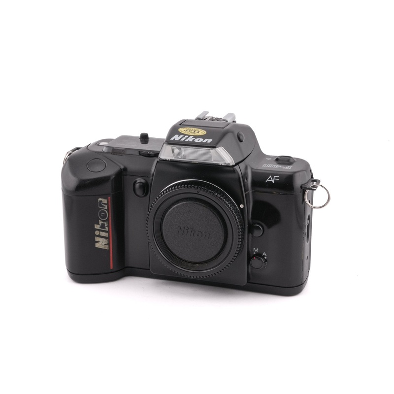 Nikon F-401